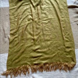 Green and gold pashmina
